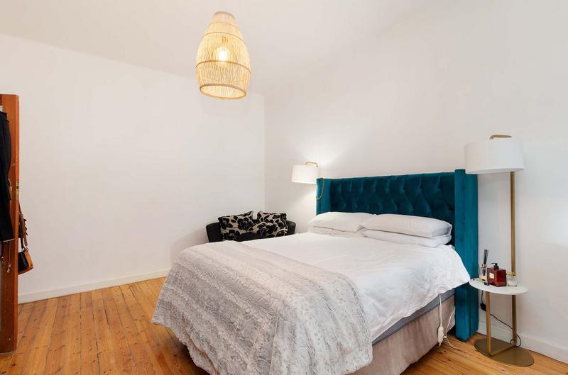 2 Bedroom Property for Sale in Sea Point Western Cape